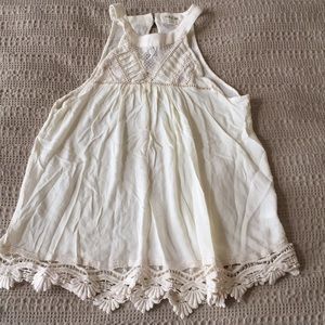 Taylor & Sage lace and crochet Tank, Medium